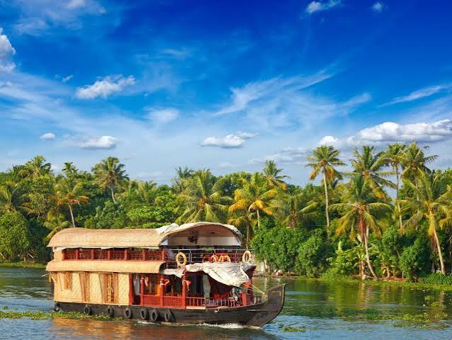Kerala backwaters travel experience